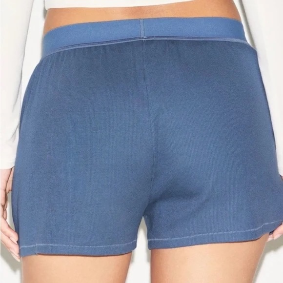 SKIMS Women’s Cotton Rib Loose Boxer, Sz M, Harbor, NWT - Picture 4 of 10